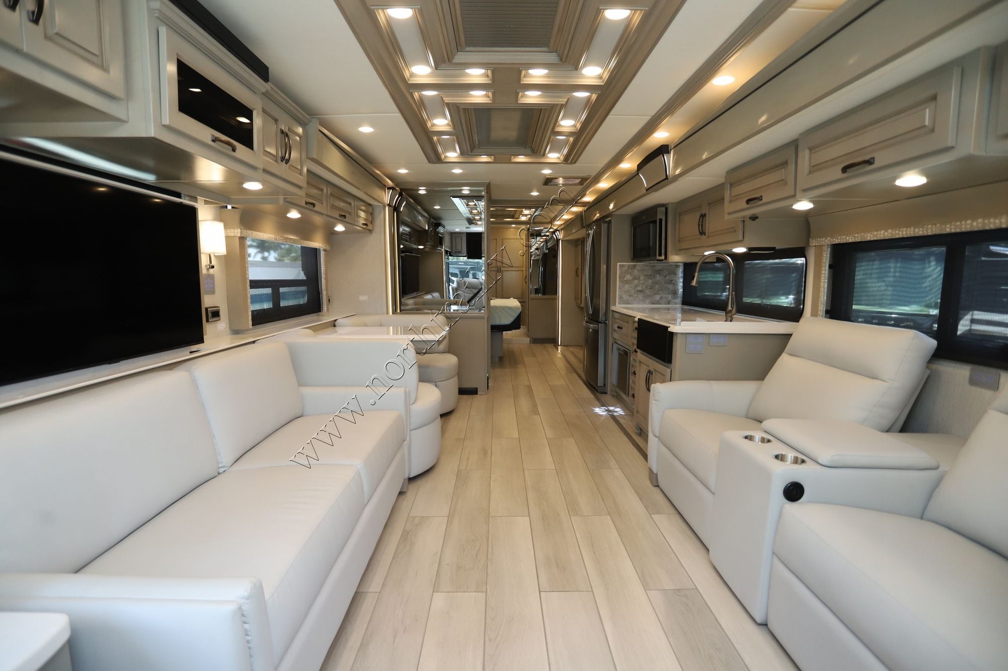 Used 2023 Newmar Dutch Star 4370 Class A  For Sale