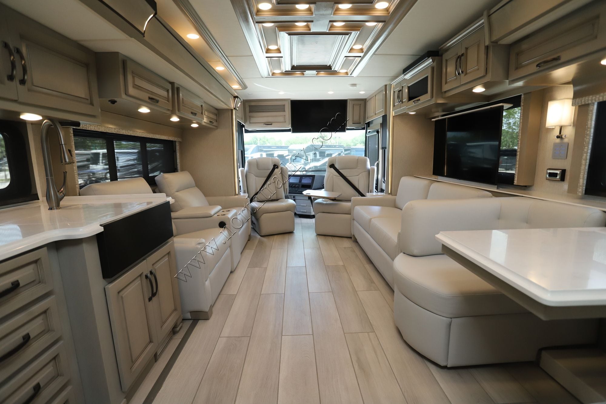 Used 2023 Newmar Dutch Star 4370 Class A  For Sale