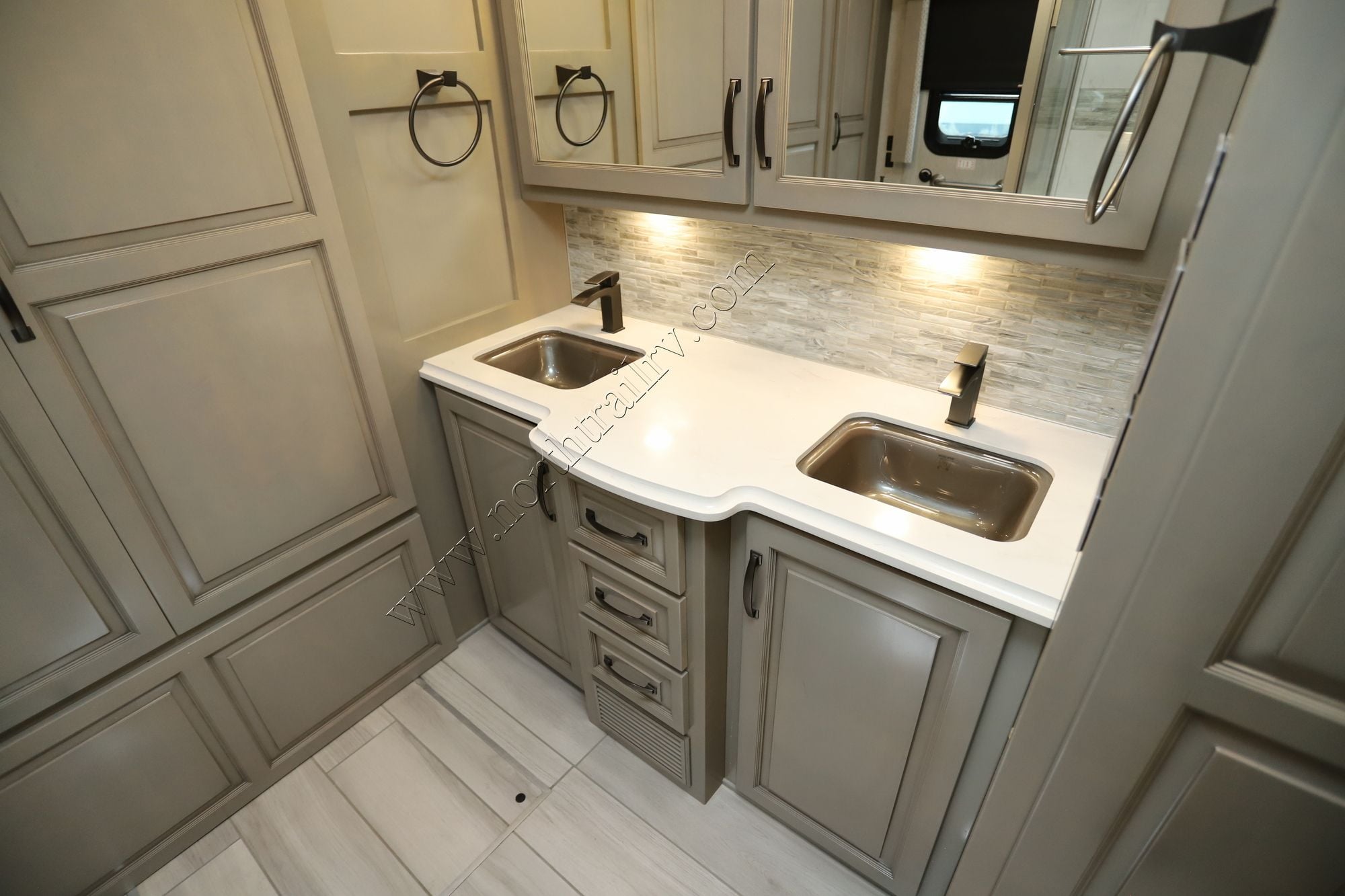 Used 2023 Newmar Dutch Star 4370 Class A  For Sale