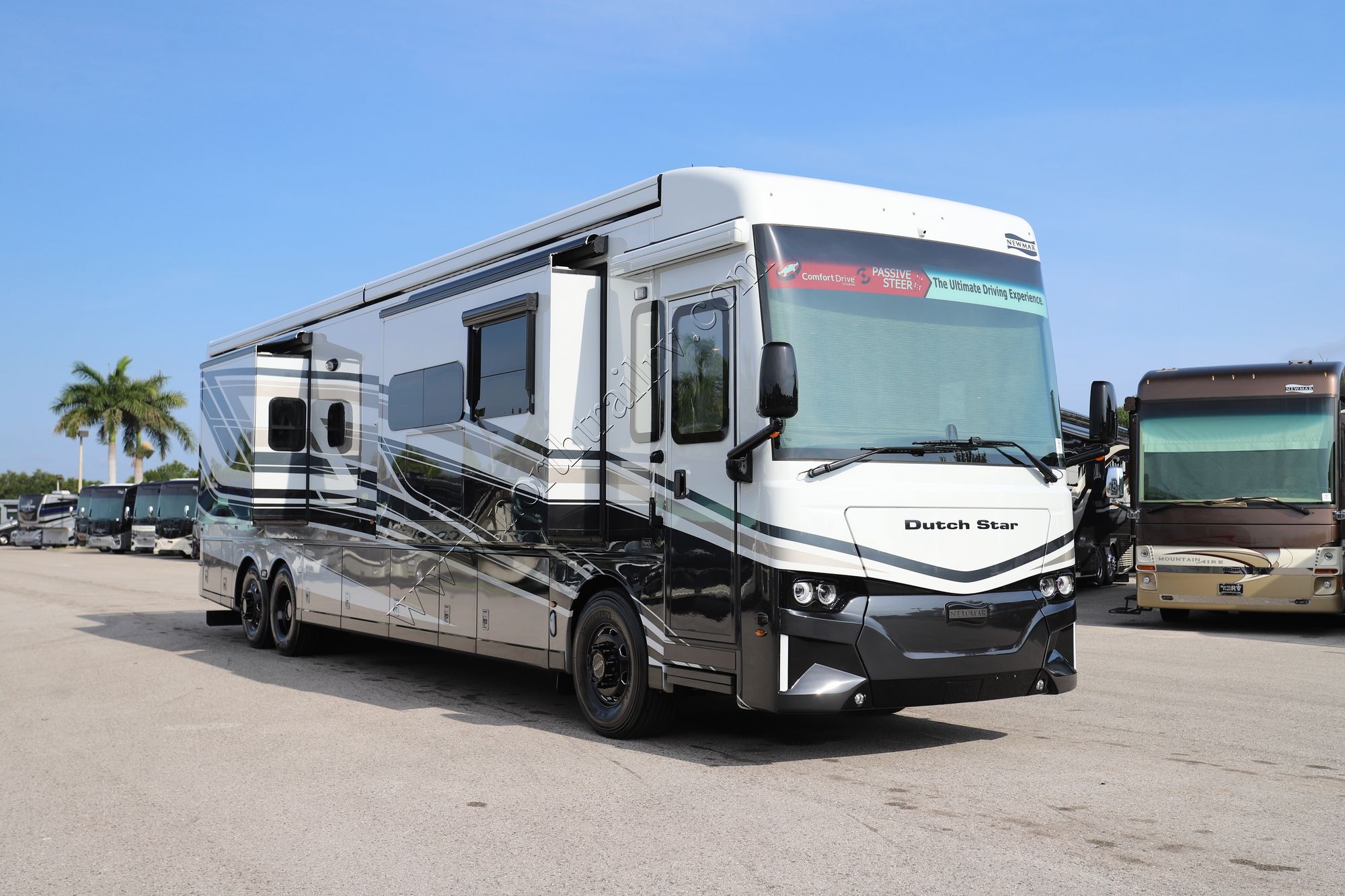 New 2026 Newmar Dutch Star 4340 Class A  For Sale