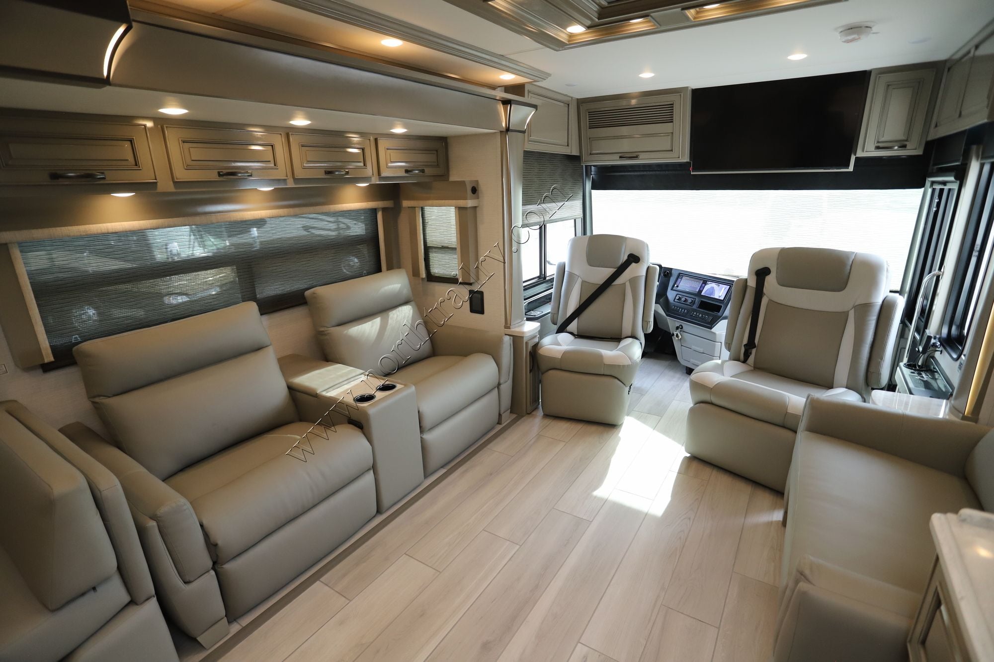New 2026 Newmar Dutch Star 4340 Class A  For Sale