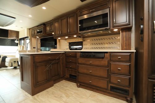 2018 Newmar Ventana Le 4048