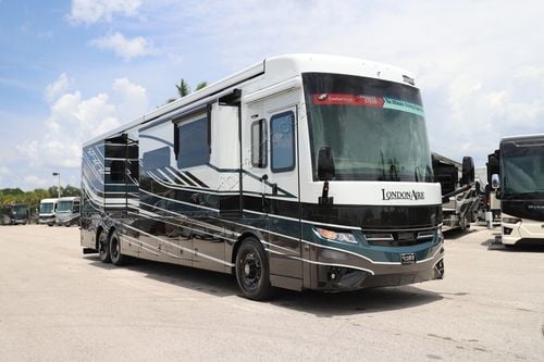 2027 Newmar London Aire 4569