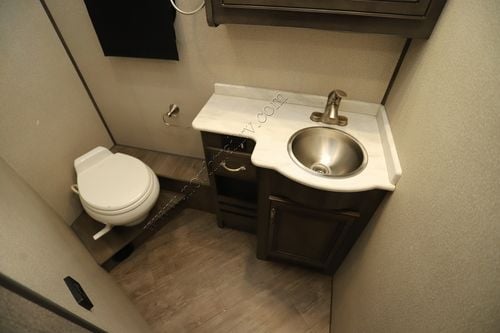 2019 Fleetwood Bounder 35K