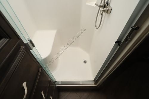 2019 Fleetwood Bounder 35K