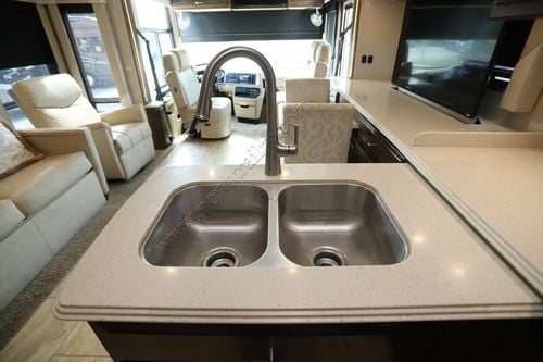 2018 Newmar Ventana Le 4048