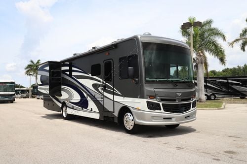 2019 Fleetwood Bounder 35K