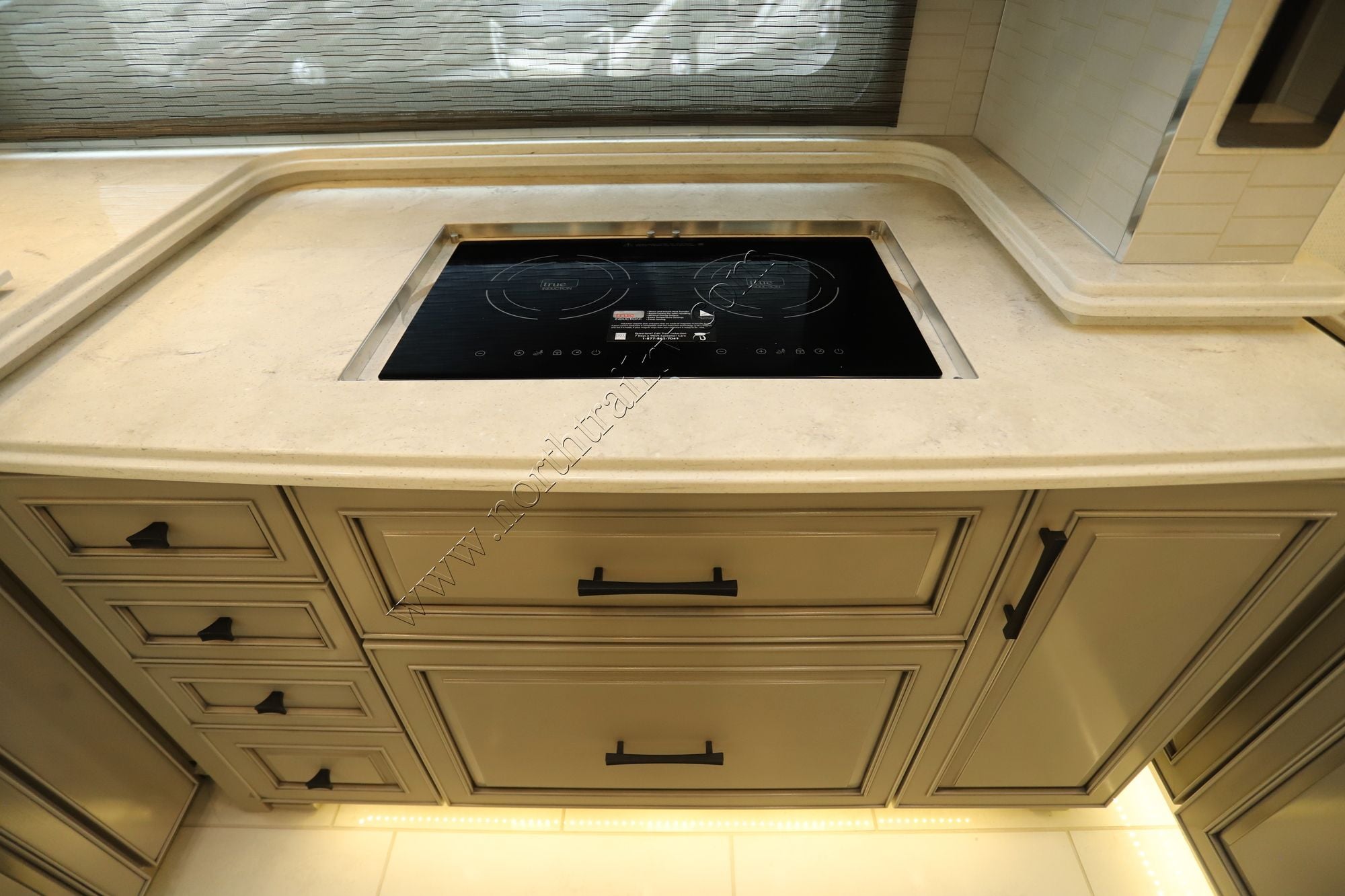 New 2027 Newmar London Aire 4569 Class A  For Sale