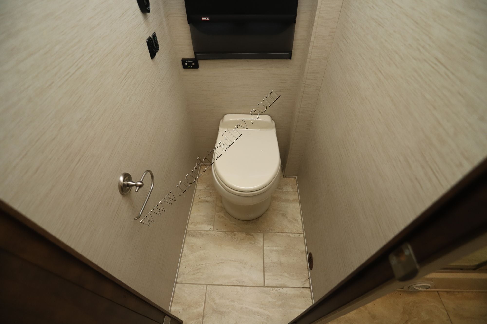 Used 2018 Newmar Ventana Le 4048 Class A  For Sale