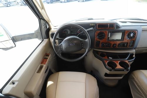 2017 Thor Chateau 31W