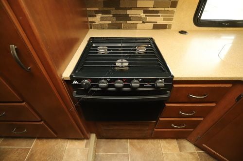 2017 Thor Chateau 31W