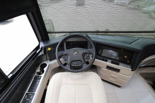 2027 Newmar London Aire 4569