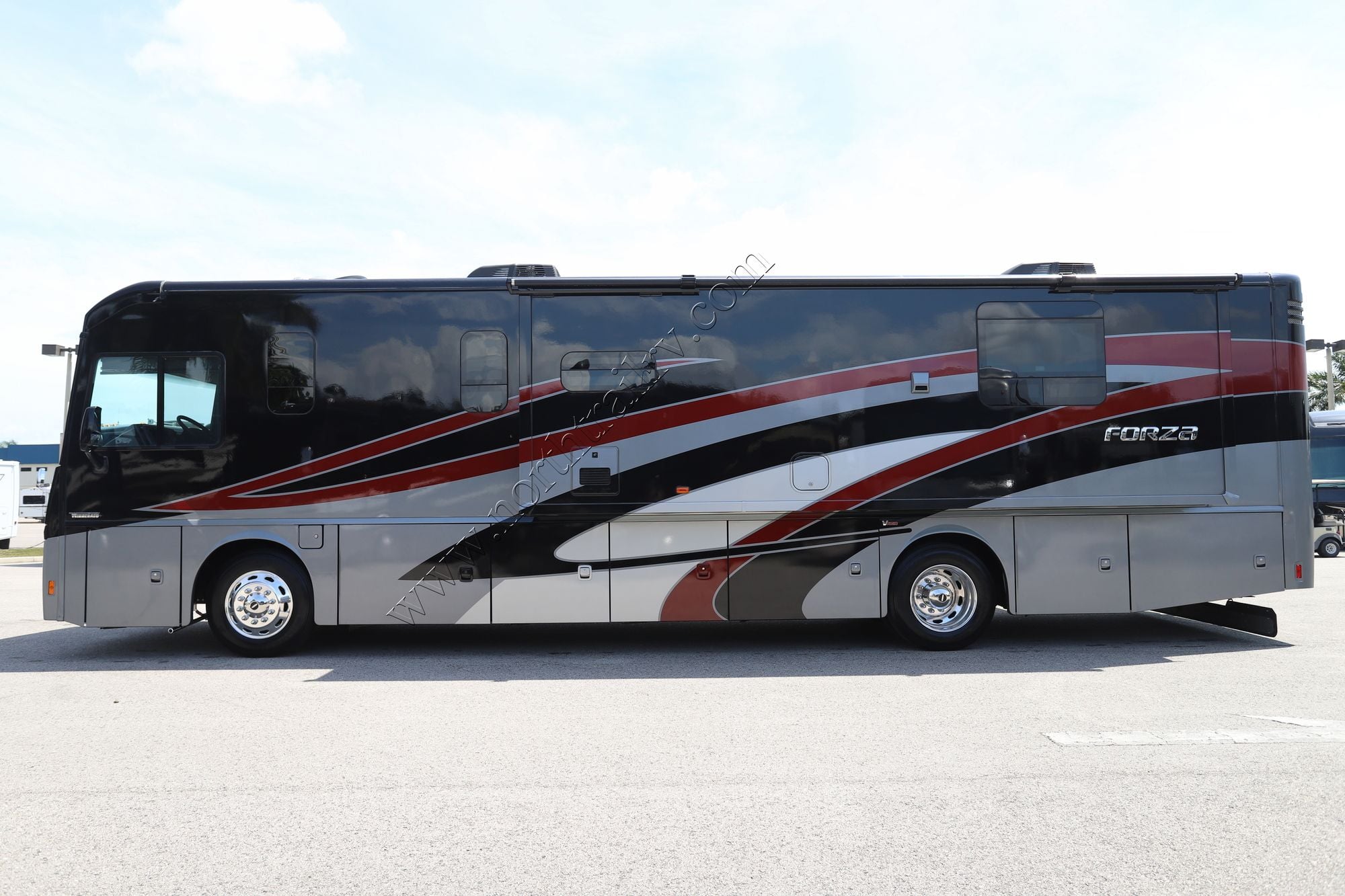Used 2023 Winnebago Forza 36H Class A  For Sale