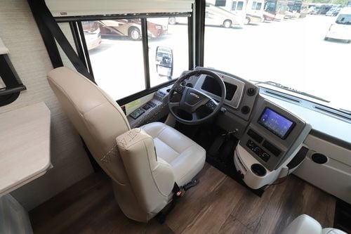 2023 Winnebago Forza 36H