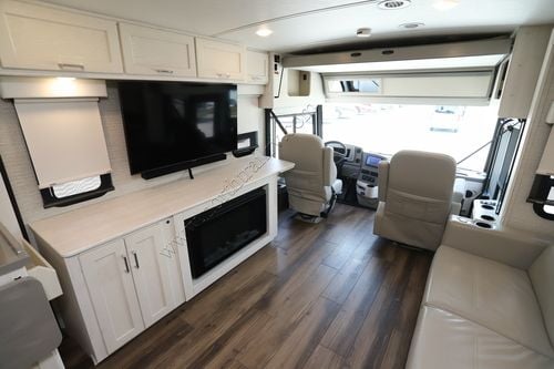 2023 Winnebago Forza 36H
