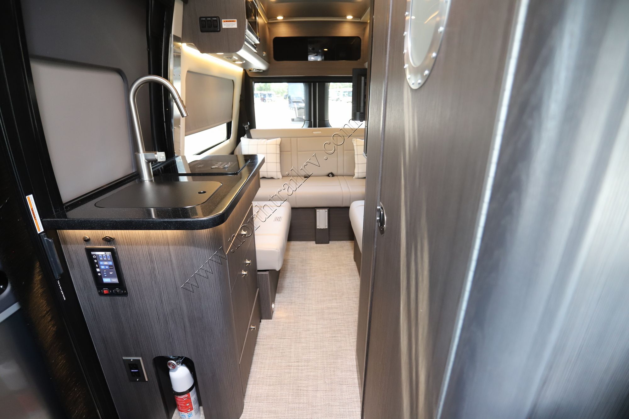 2026 Airstream Interstate 19 AP Class B New  For Sale