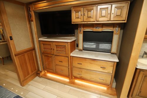 2019 Tiffin Motor Homes Phaeton 40IH