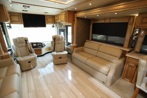 2019 Tiffin Motor Homes Phaeton 40IH