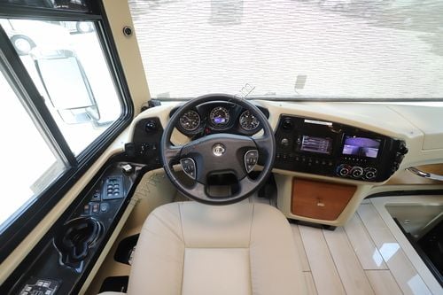 2019 Tiffin Motor Homes Phaeton 40IH