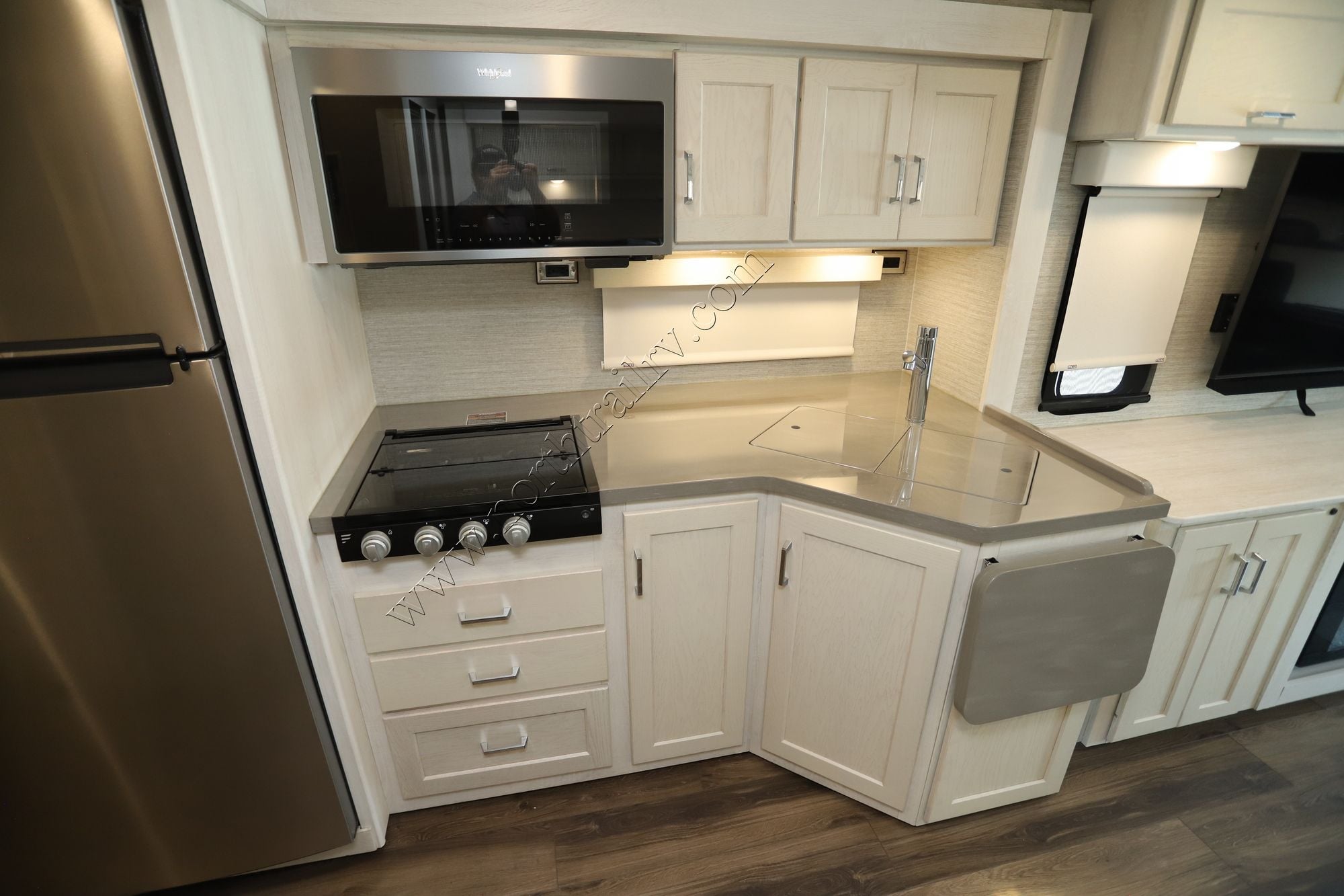 Used 2023 Winnebago Forza 36H Class A  For Sale