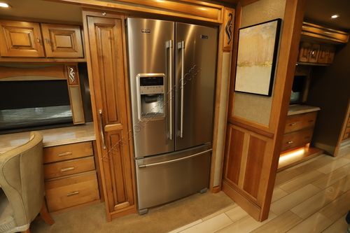 2019 Tiffin Motor Homes Phaeton 40IH