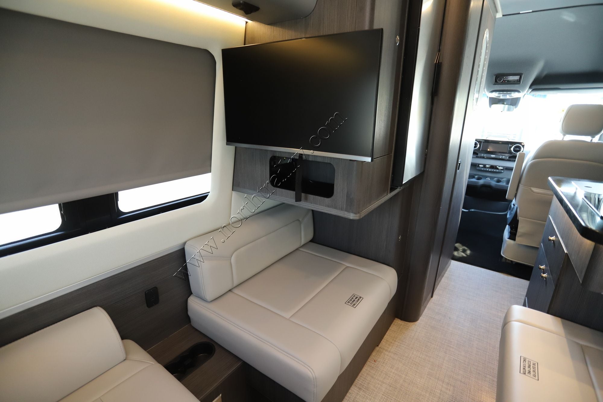2026 Airstream Interstate 19 AP Class B New  For Sale
