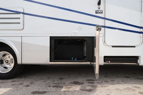 2022 Tiffin Motor Homes Wayfarer 25RW