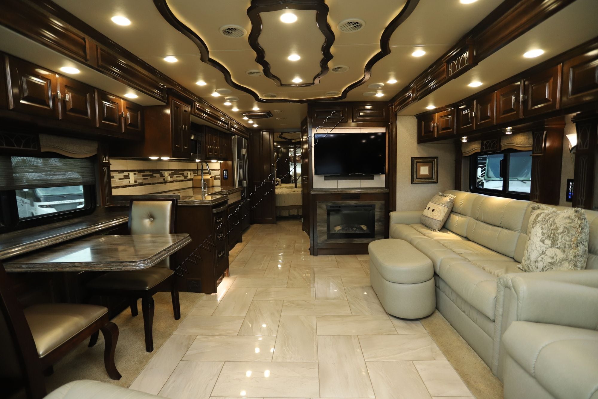 Used 2017 Tiffin Motor Homes Allegro Bus 37AP Class A  For Sale