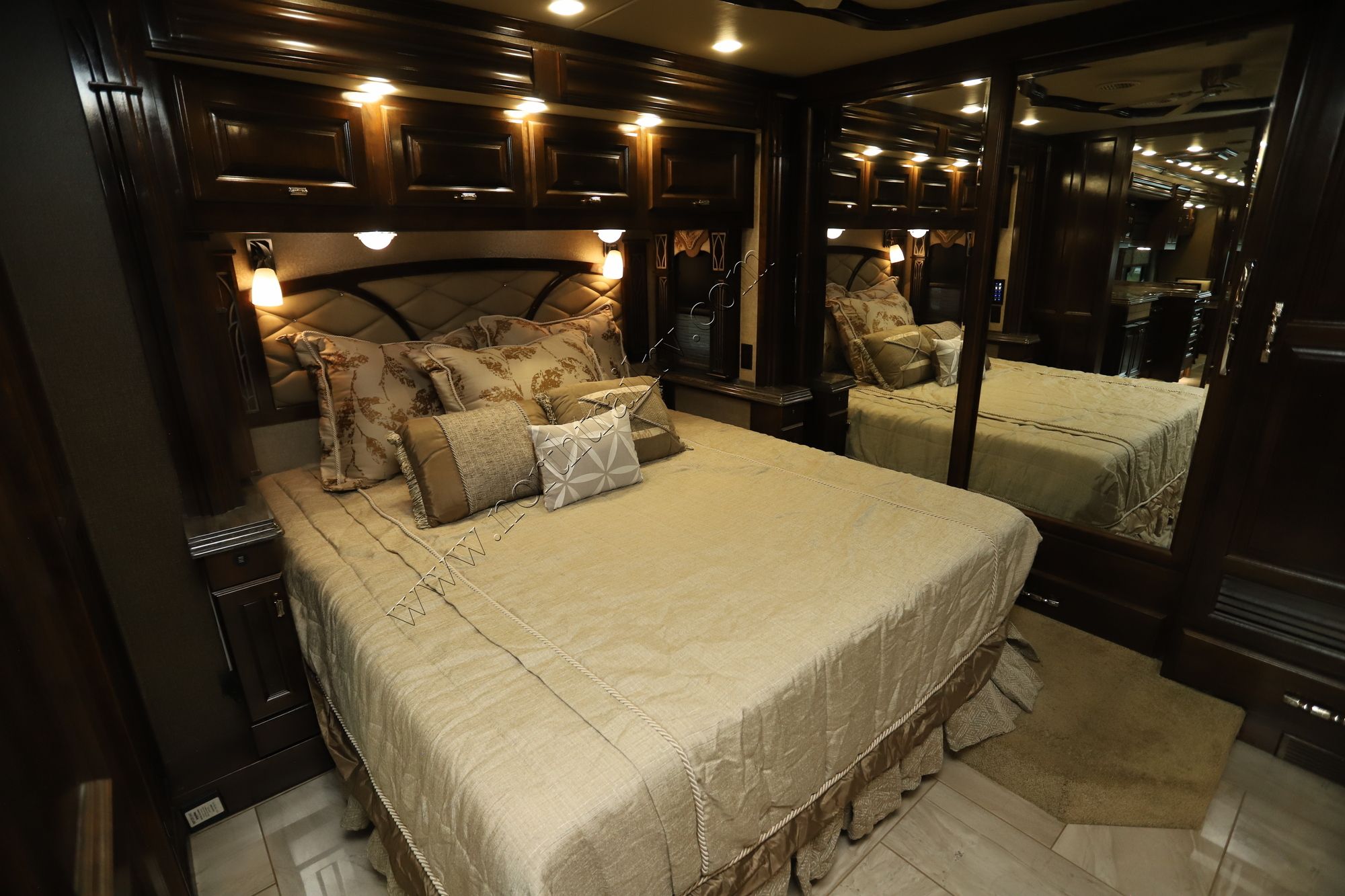 Used 2017 Tiffin Motor Homes Allegro Bus 37AP Class A  For Sale
