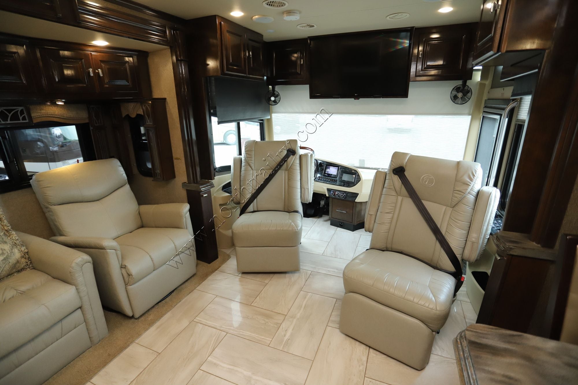 Used 2017 Tiffin Motor Homes Allegro Bus 37AP Class A  For Sale