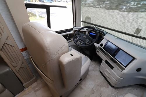 2024 Newmar Mountain Aire 4118
