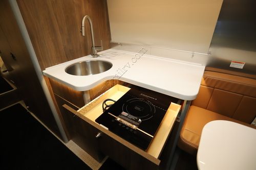 2027 Airstream Atlas RT