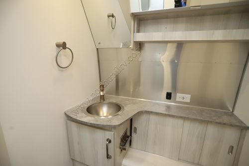 2023 Airstream International 28RBQ