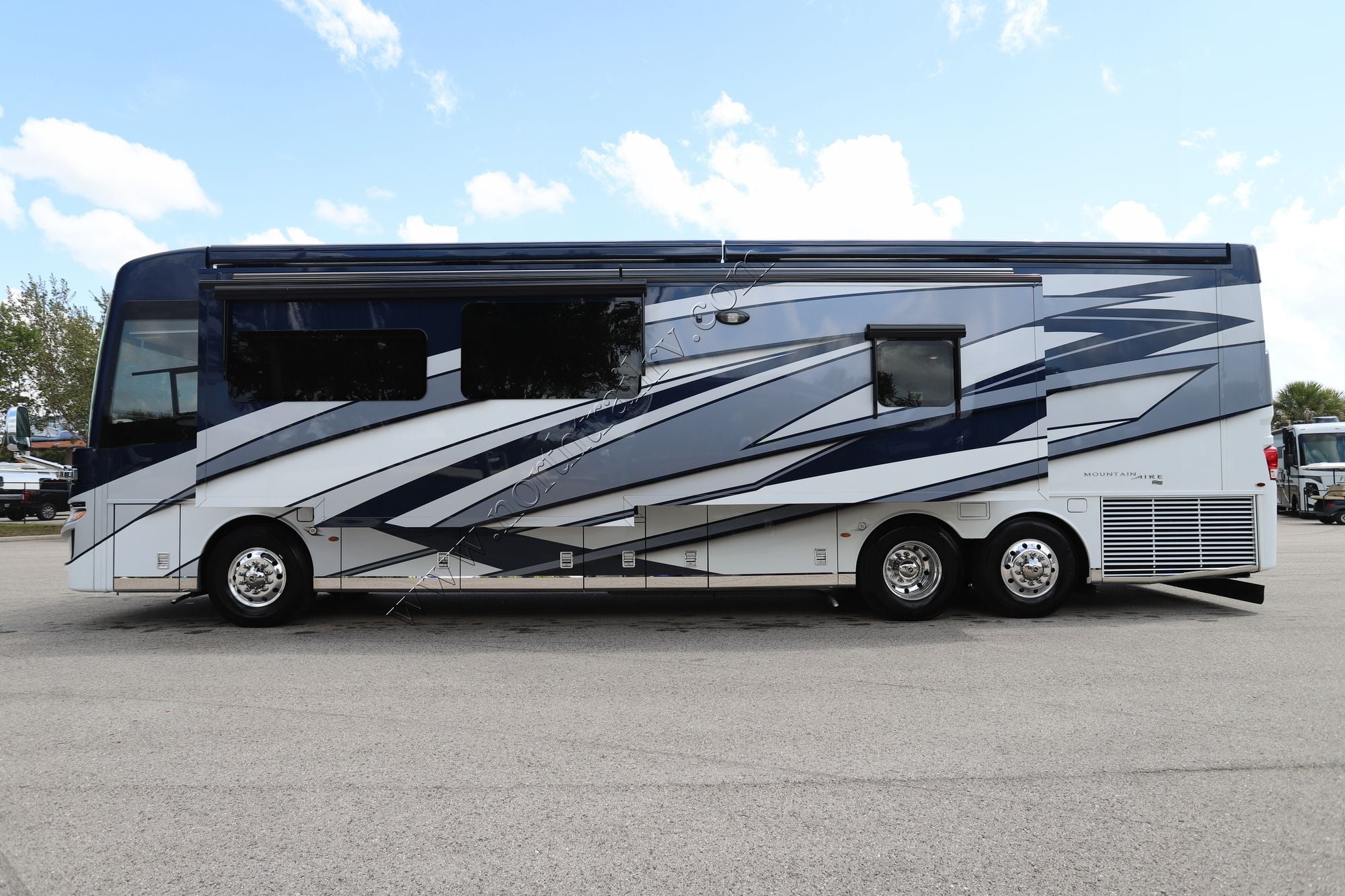 Used 2024 Newmar Mountain Aire 4118 Class A  For Sale