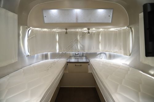 2019 Airstream Intl Serenity 30RB