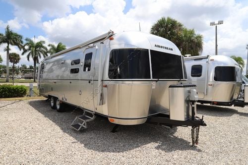 2019 Airstream Intl Serenity 30RB