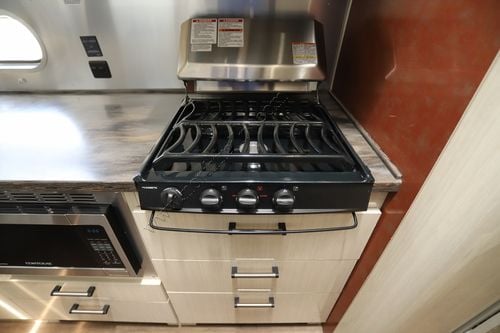2019 Airstream Intl Serenity 30RB