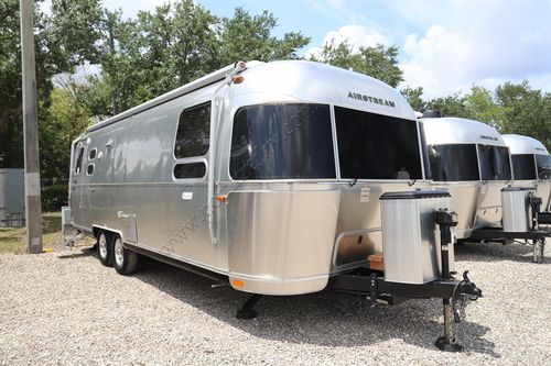 2020 Airstream Flying Cloud 27FBQ