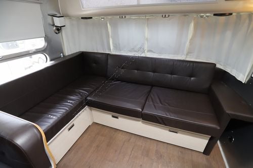 2019 Airstream Intl Serenity 30RB