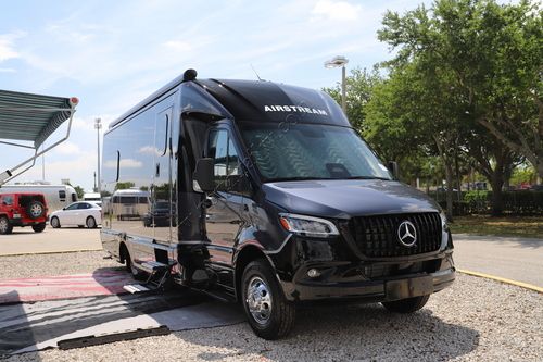 2027 Airstream Atlas RT
