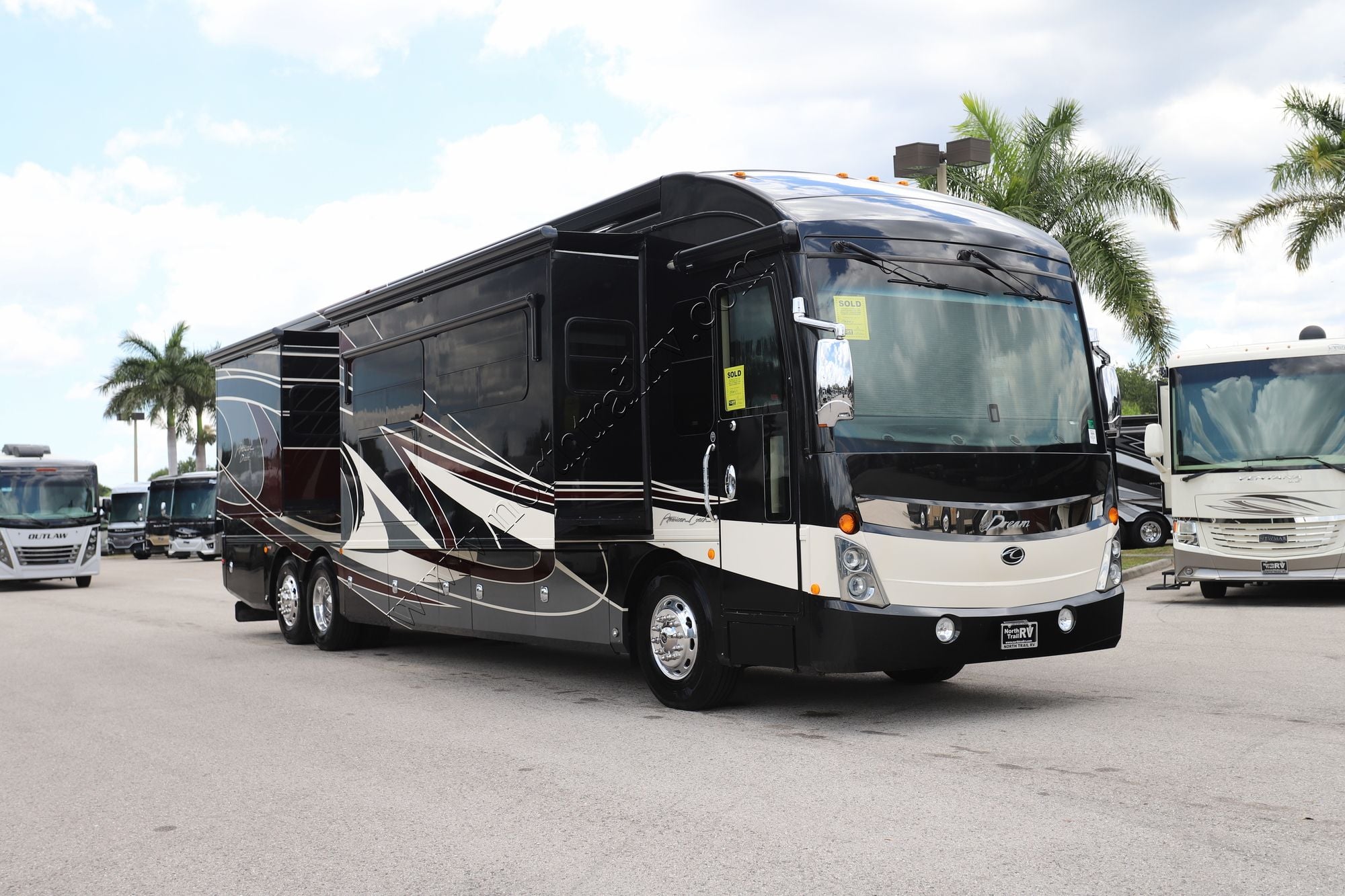 Used 2019 American Coach American Dream 42S Class A  For Sale