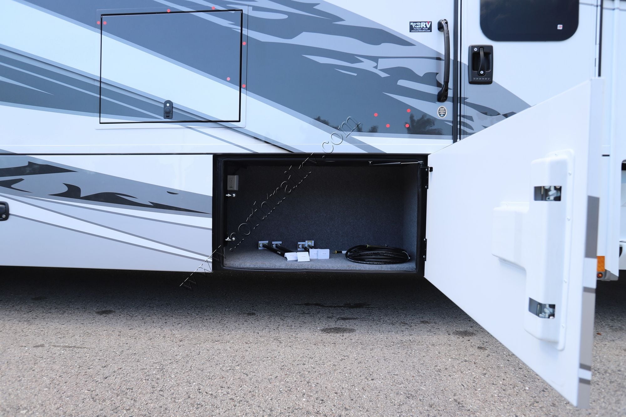 New 2026 Renegade Rv Verona 40VBH Super C  For Sale