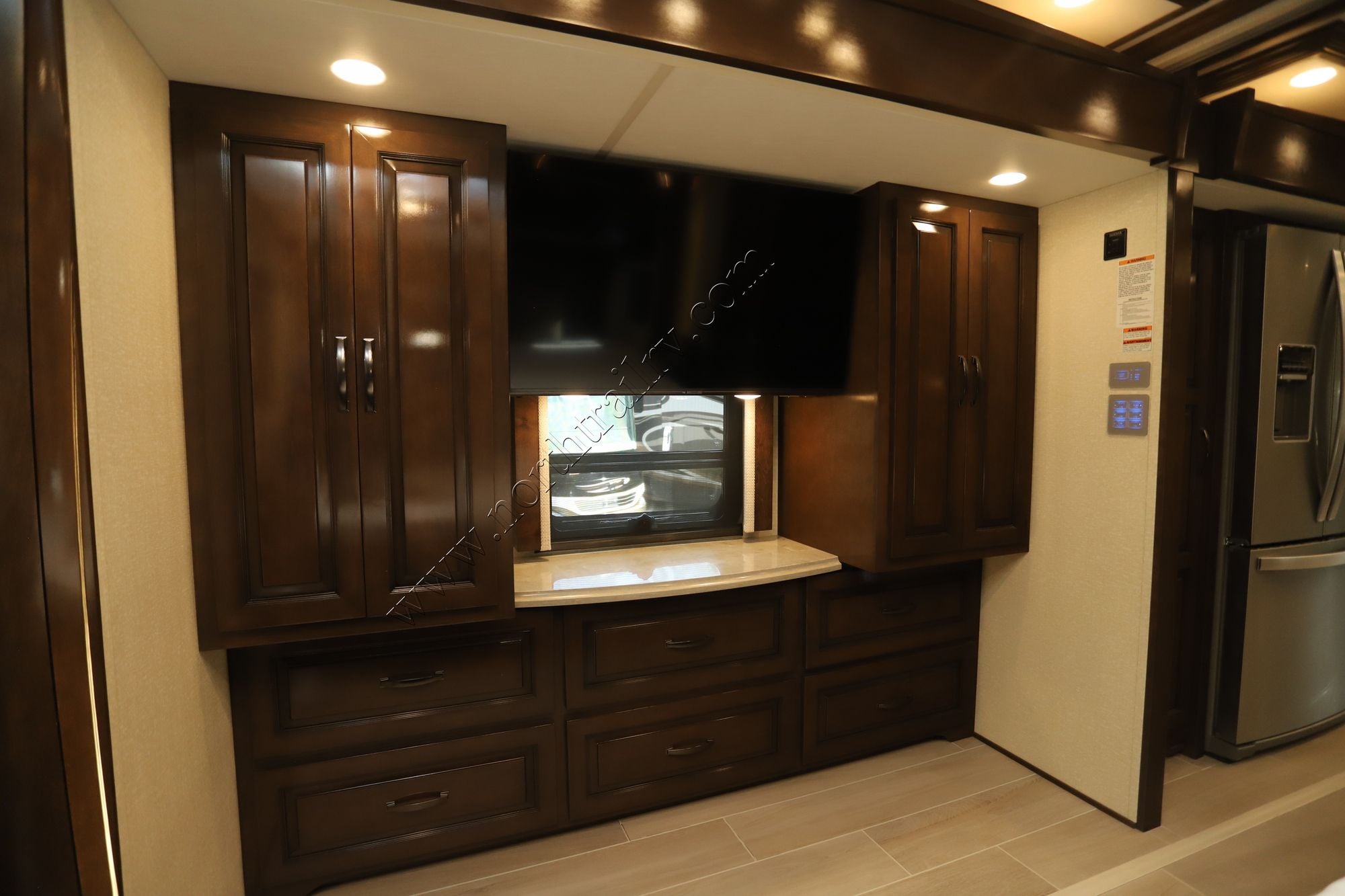 Used 2024 Newmar Dutch Star 4325 Class A  For Sale