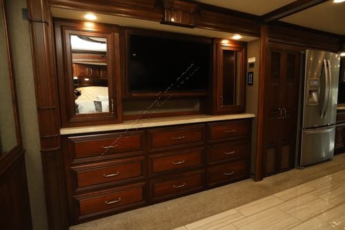 2019 American Coach American Dream 42S