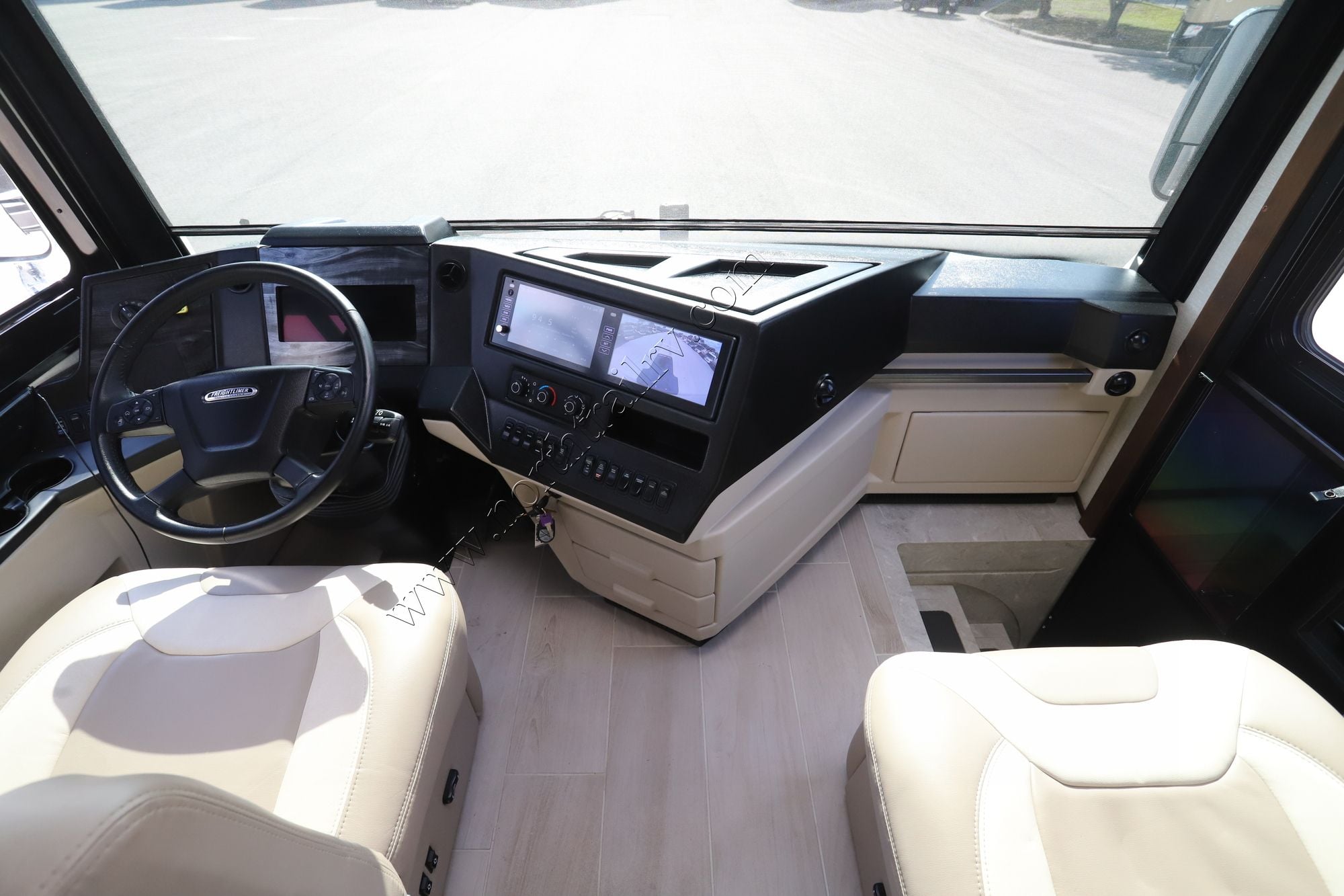 Used 2024 Newmar Dutch Star 4325 Class A  For Sale
