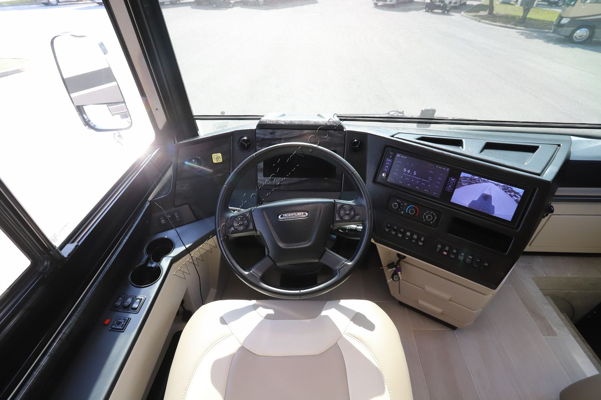 Used 2024 Newmar Dutch Star 4325 Class A  For Sale