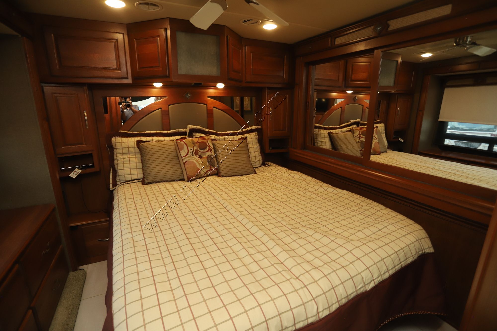 Used 2017 Winnebago Journey 36M Class A  For Sale