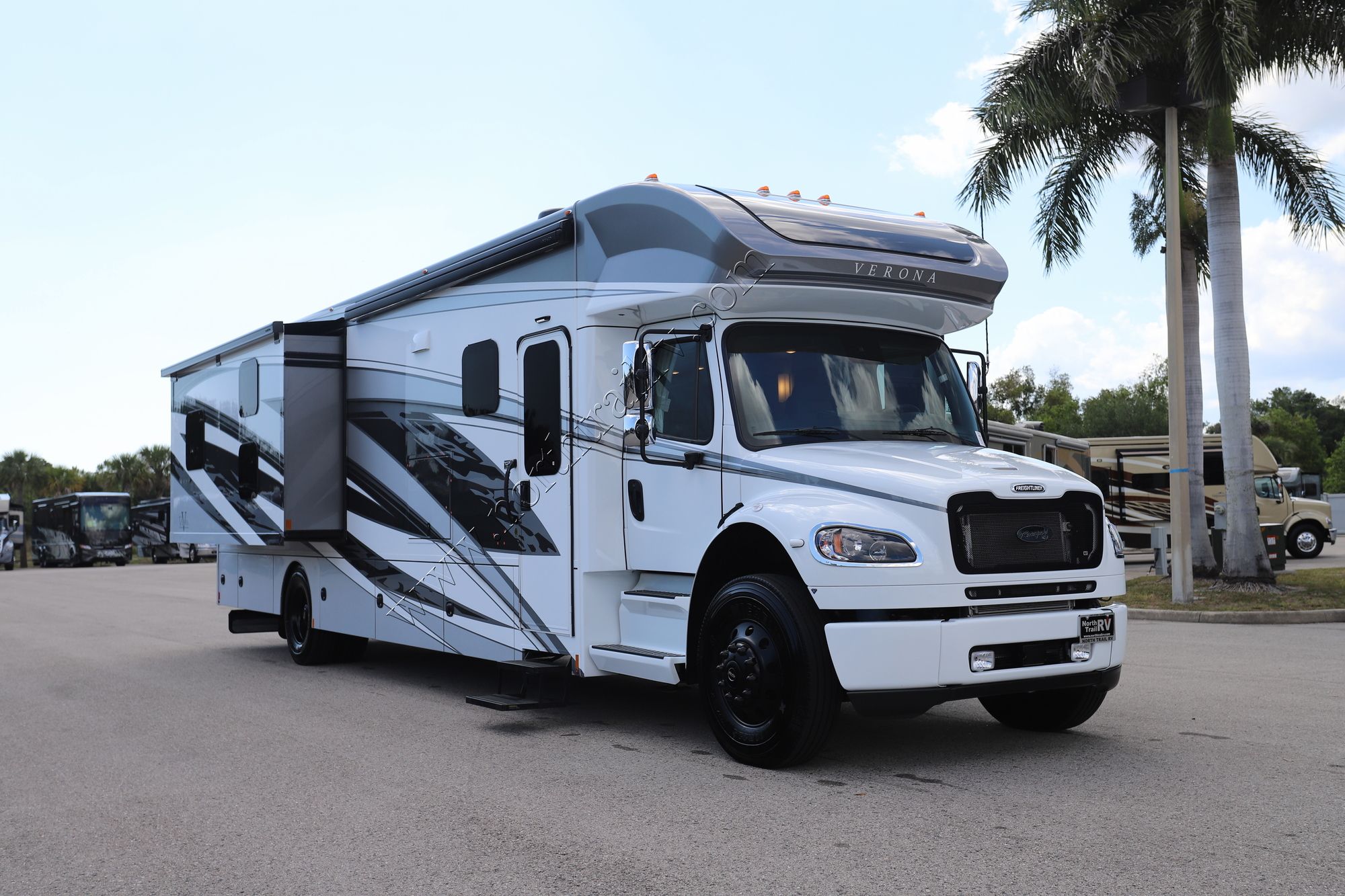 New 2026 Renegade Rv Verona 40VBH Super C  For Sale