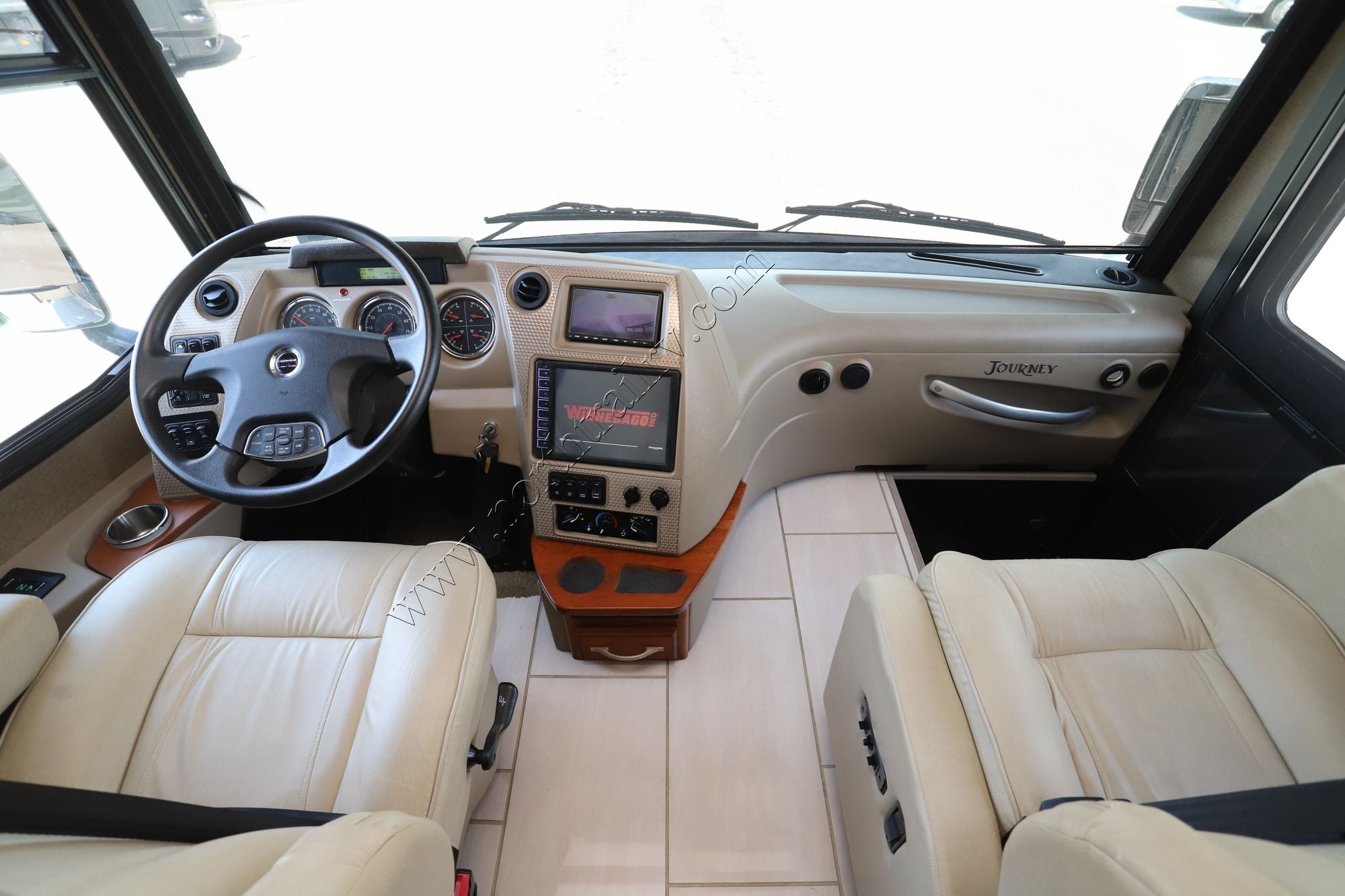 Used 2017 Winnebago Journey 36M Class A  For Sale