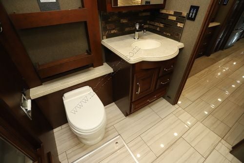 2019 American Coach American Dream 42S